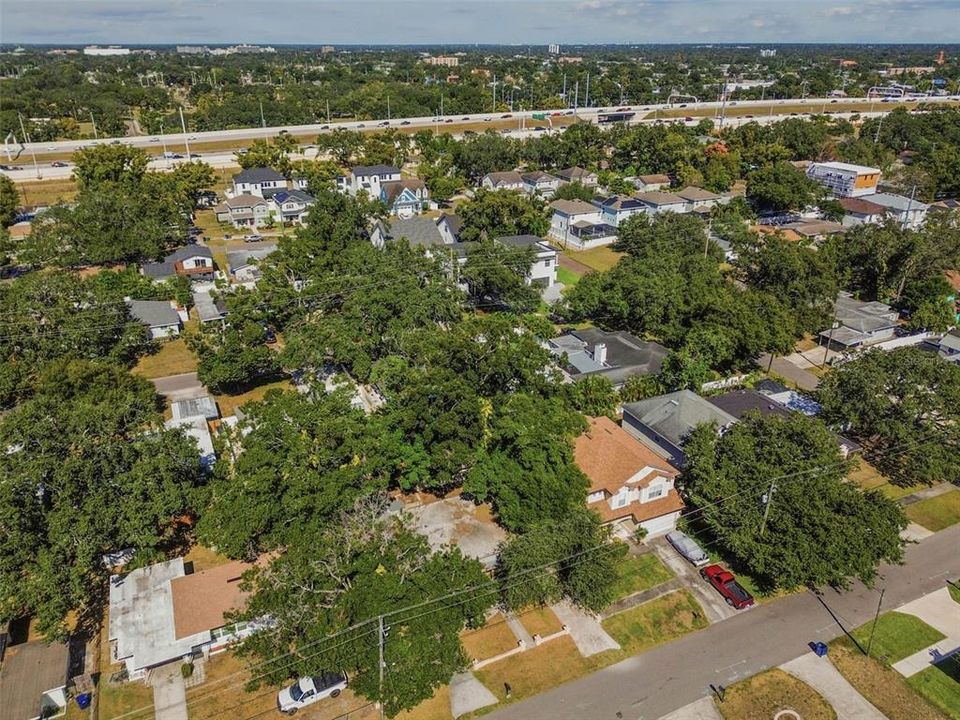 合同活跃: $385,000 (2 贝兹, 1 浴室, 1278 平方英尺)