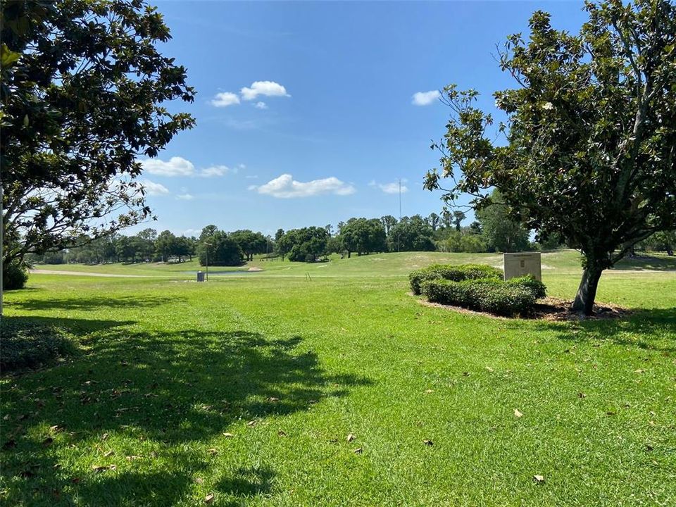 For Sale: $159,900 (1 beds, 1 baths, 842 Square Feet)