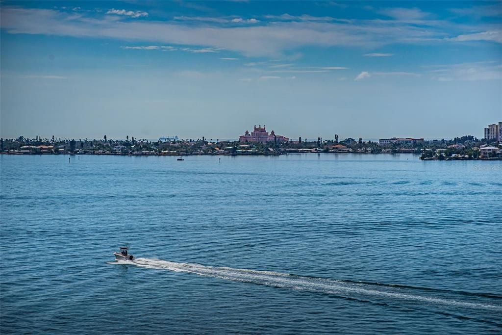 Под контрактом: $225,000 (1 спален, 1 ванн, 1170 Квадратных фут)