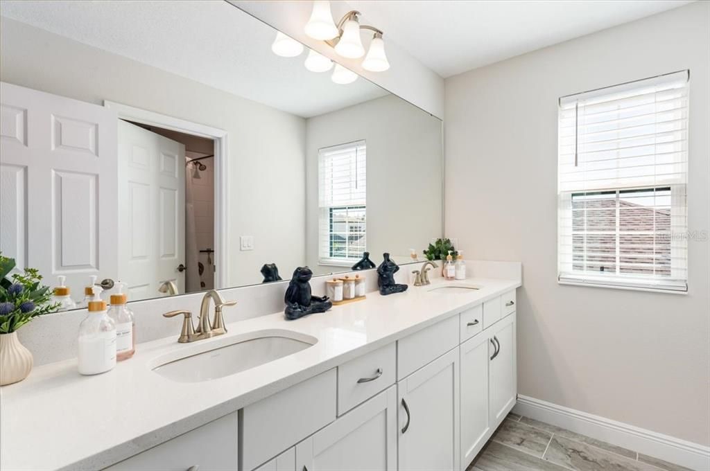 For Rent: $5,500 (5 beds, 3 baths, 3381 Square Feet)