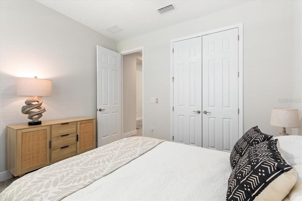 For Rent: $5,500 (5 beds, 3 baths, 3381 Square Feet)