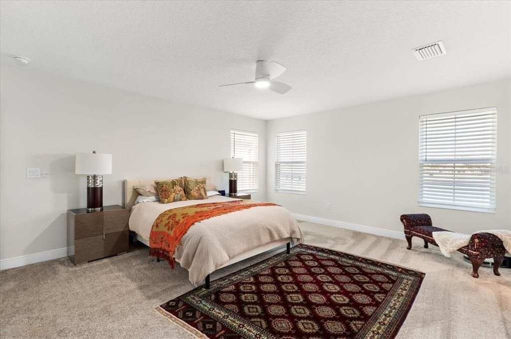 For Rent: $5,500 (5 beds, 3 baths, 3381 Square Feet)