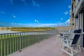 En Venta: $365,000 (2 camas, 2 baños, 1215 Pies cuadrados)