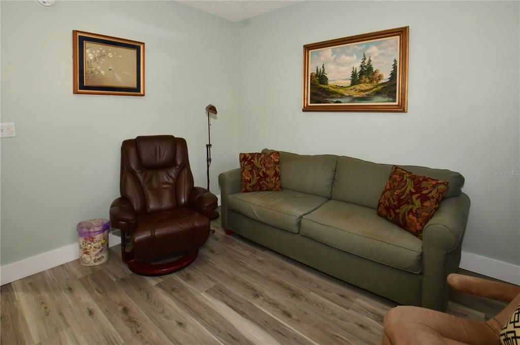 En Venta: $365,000 (2 camas, 2 baños, 1215 Pies cuadrados)