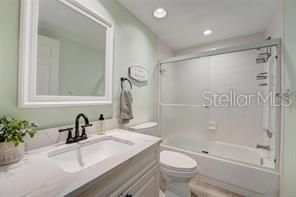 En Venta: $365,000 (2 camas, 2 baños, 1215 Pies cuadrados)