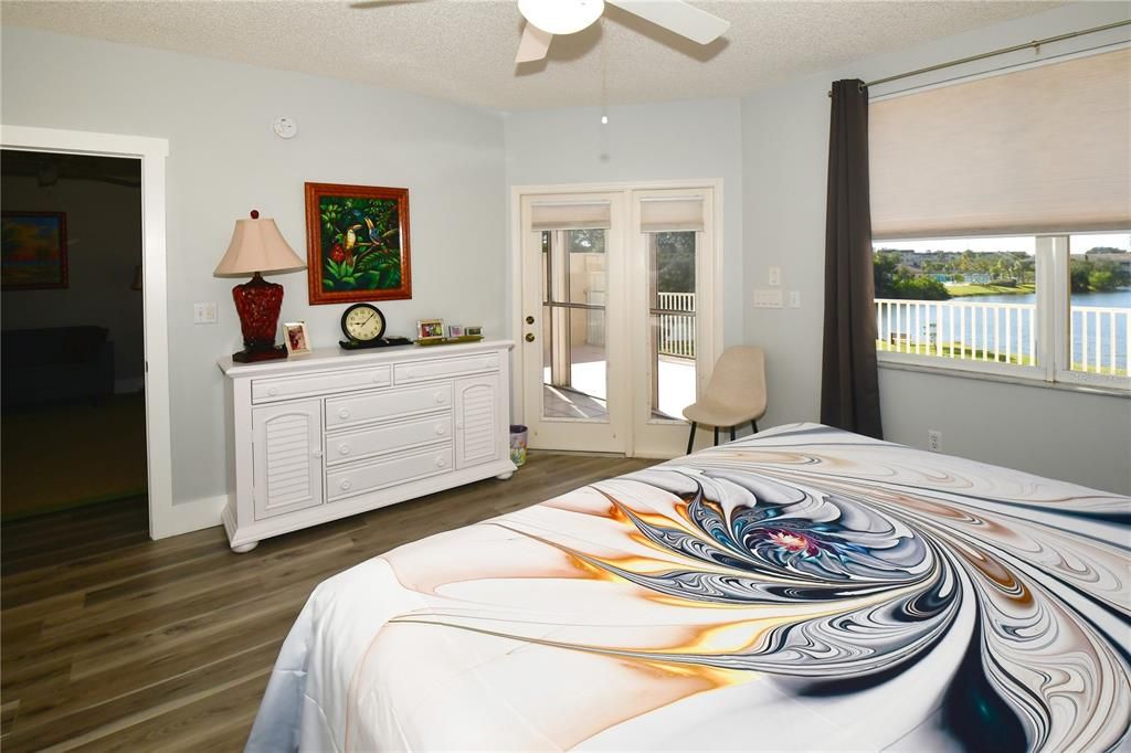 En Venta: $365,000 (2 camas, 2 baños, 1215 Pies cuadrados)