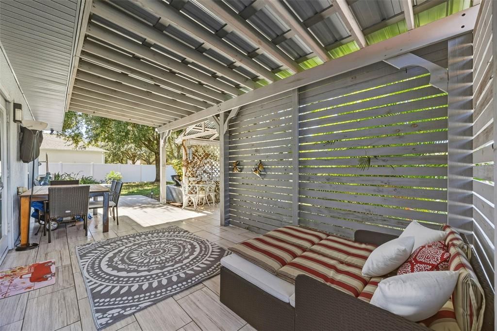 Под контрактом: $479,000 (5 спален, 2 ванн, 2882 Квадратных фут)