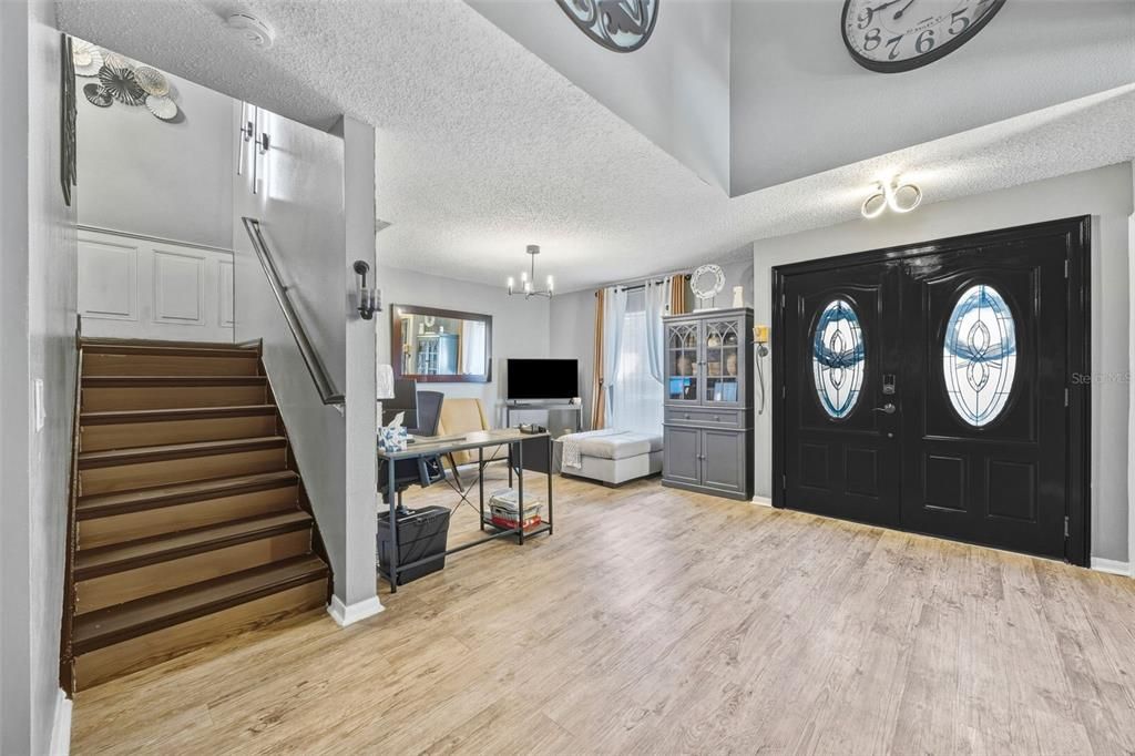 Под контрактом: $479,000 (5 спален, 2 ванн, 2882 Квадратных фут)