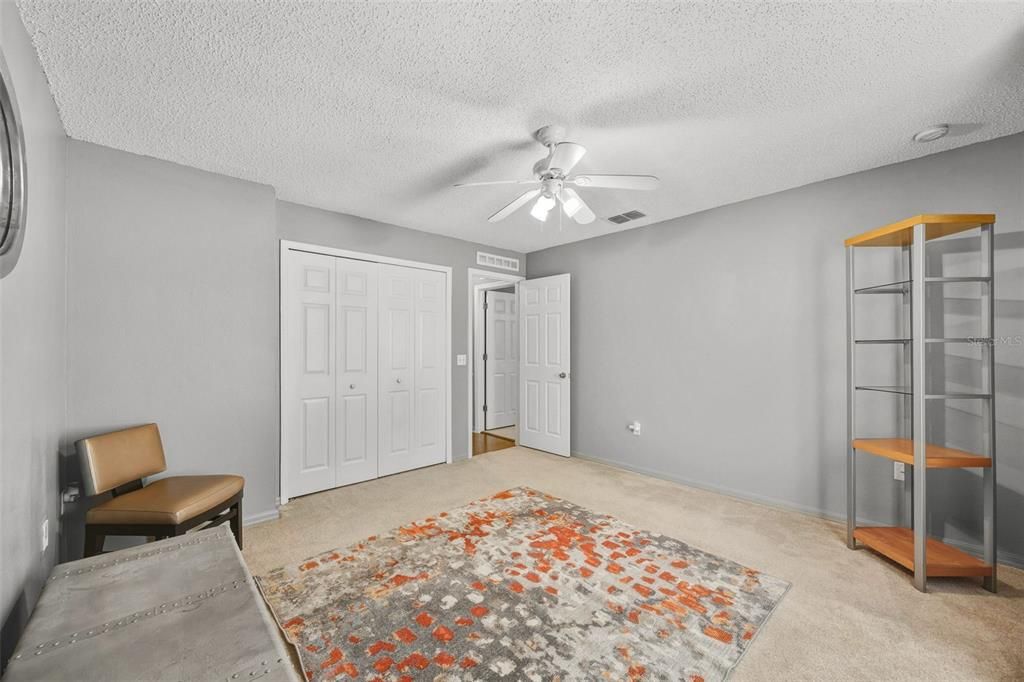 Под контрактом: $479,000 (5 спален, 2 ванн, 2882 Квадратных фут)