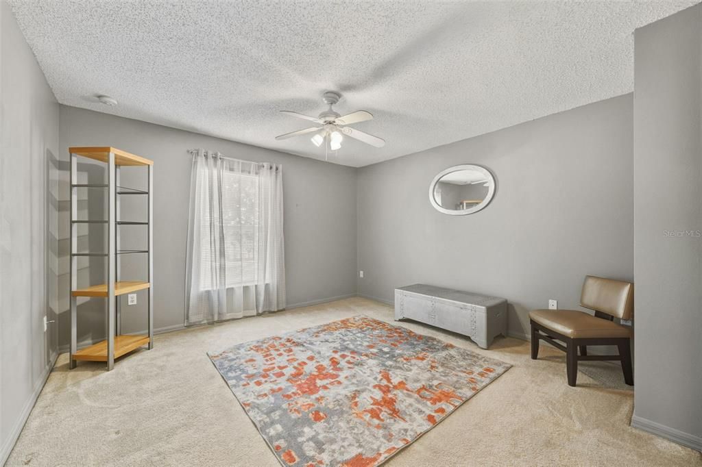 Под контрактом: $479,000 (5 спален, 2 ванн, 2882 Квадратных фут)