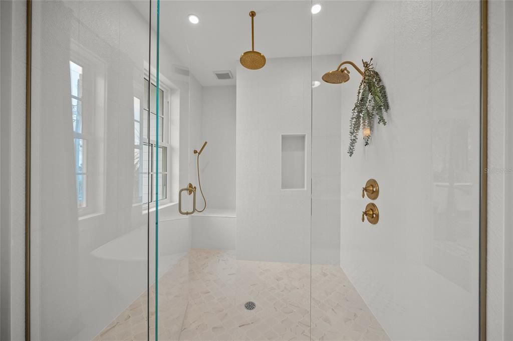 На продажу: $6,250,000 (4 спален, 4 ванн, 3574 Квадратных фут)