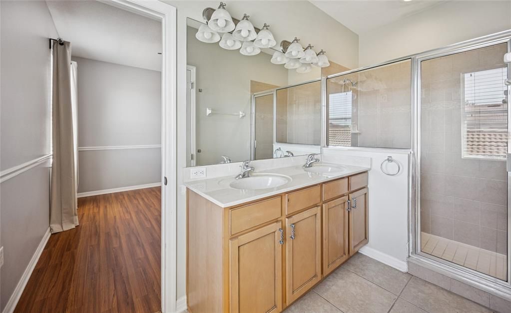 待售: $320,000 (3 贝兹, 2 浴室, 1540 平方英尺)