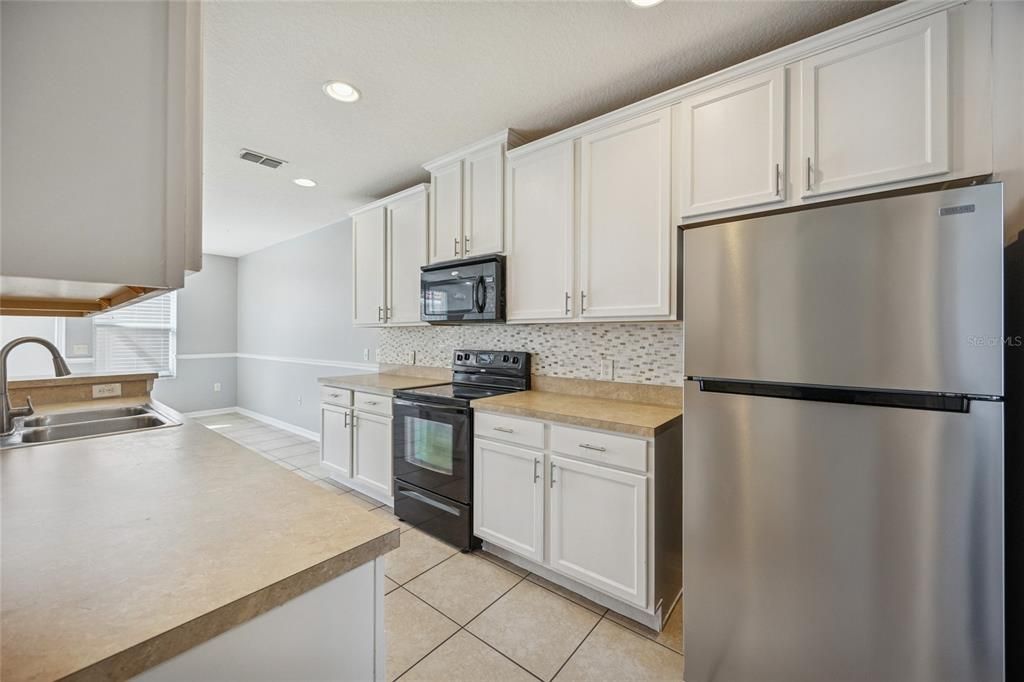 待售: $320,000 (3 贝兹, 2 浴室, 1540 平方英尺)