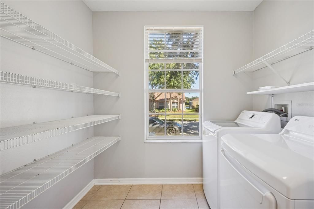 待售: $320,000 (3 贝兹, 2 浴室, 1540 平方英尺)