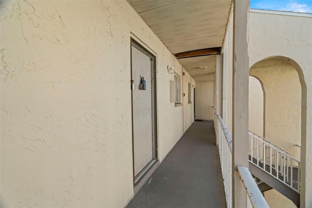 For Sale: $64,000 (1 beds, 1 baths, 700 Square Feet)