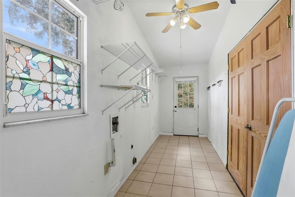 En Venta: $475,000 (3 camas, 2 baños, 1724 Pies cuadrados)