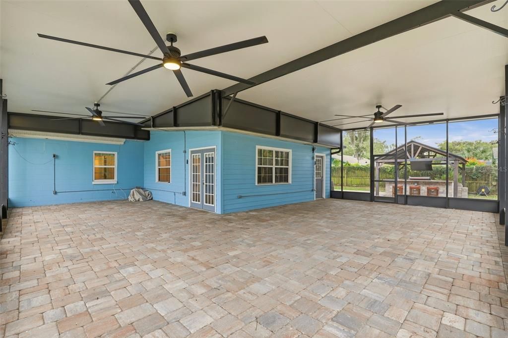 En Venta: $475,000 (3 camas, 2 baños, 1724 Pies cuadrados)