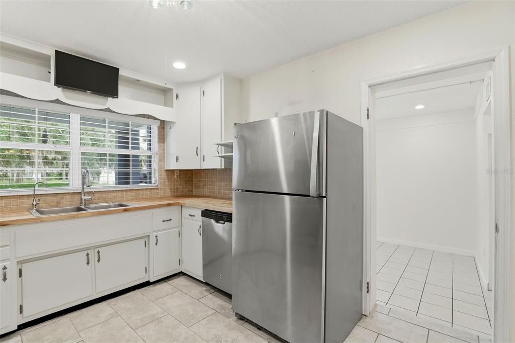 En Venta: $475,000 (3 camas, 2 baños, 1724 Pies cuadrados)