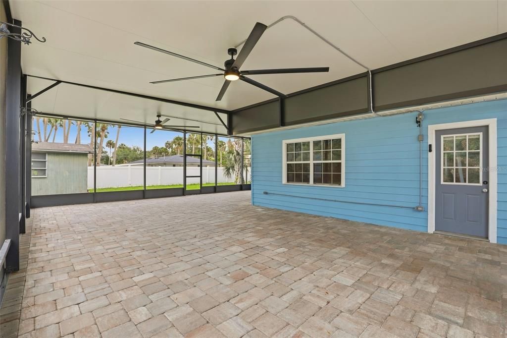 En Venta: $475,000 (3 camas, 2 baños, 1724 Pies cuadrados)