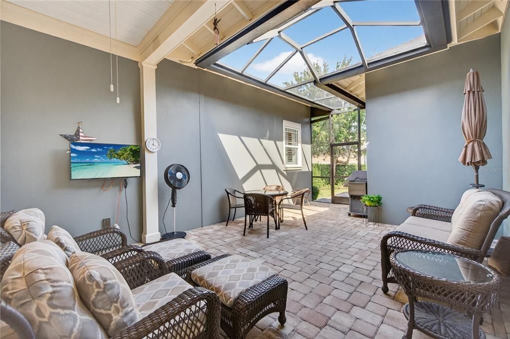 Active With Contract: $1,250,000 (4 beds, 3 baths, 3012 Square Feet)