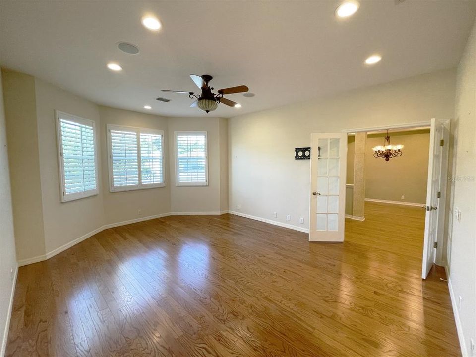 На продажу: $429,000 (3 спален, 2 ванн, 2430 Квадратных фут)