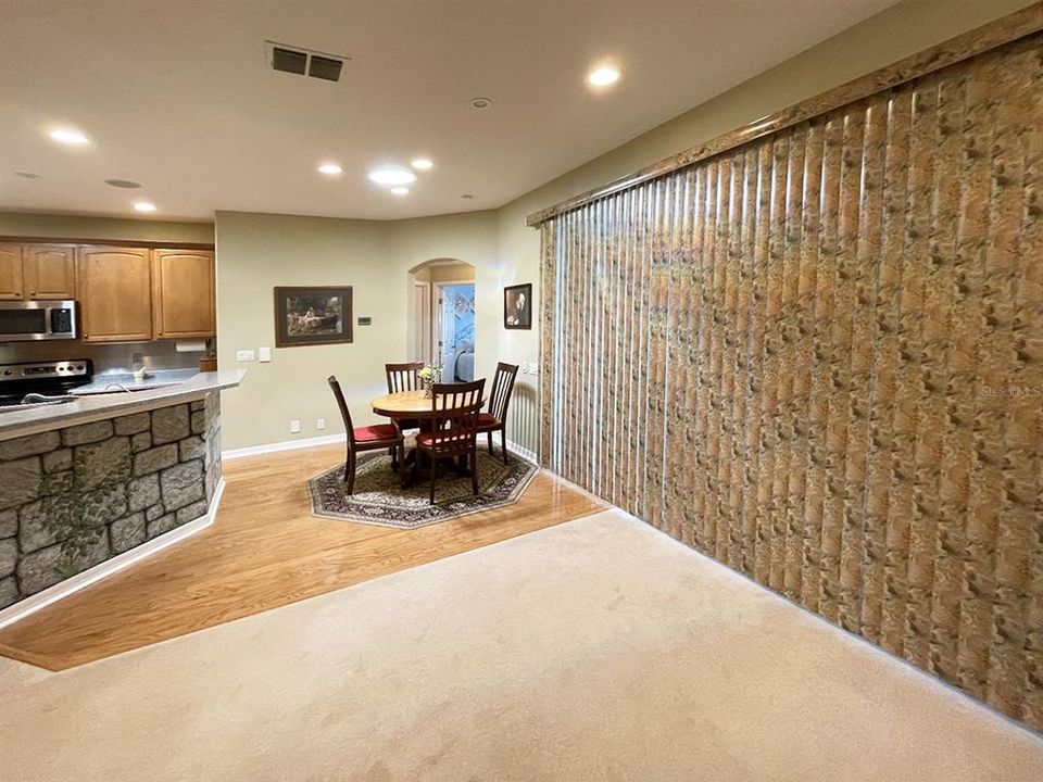 На продажу: $429,000 (3 спален, 2 ванн, 2430 Квадратных фут)