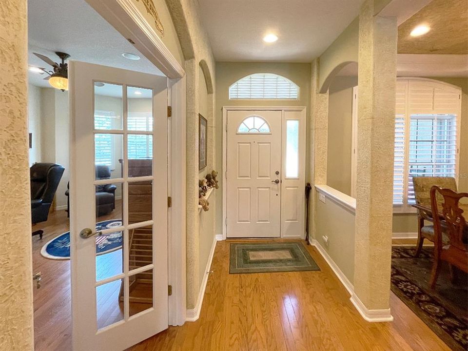 На продажу: $429,000 (3 спален, 2 ванн, 2430 Квадратных фут)