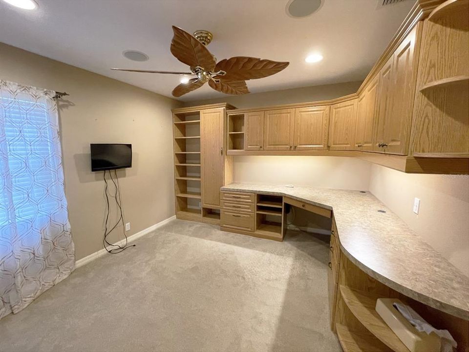 На продажу: $429,000 (3 спален, 2 ванн, 2430 Квадратных фут)