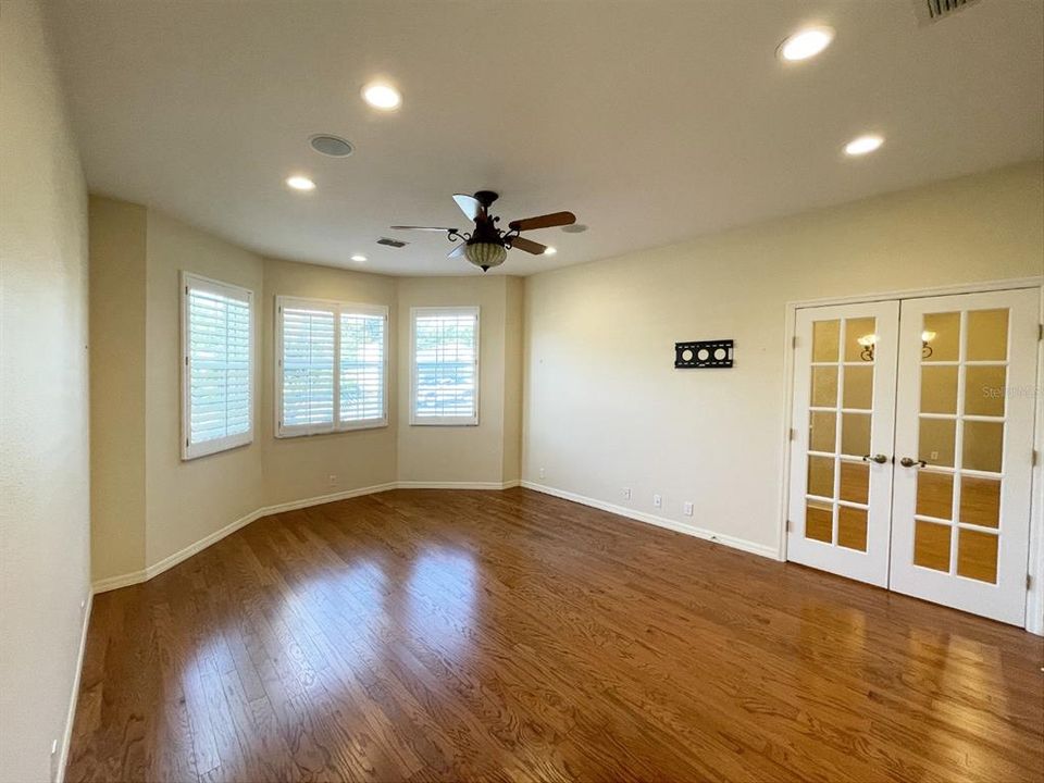 На продажу: $429,000 (3 спален, 2 ванн, 2430 Квадратных фут)