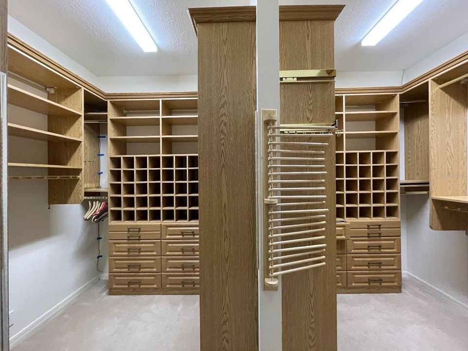 На продажу: $429,000 (3 спален, 2 ванн, 2430 Квадратных фут)