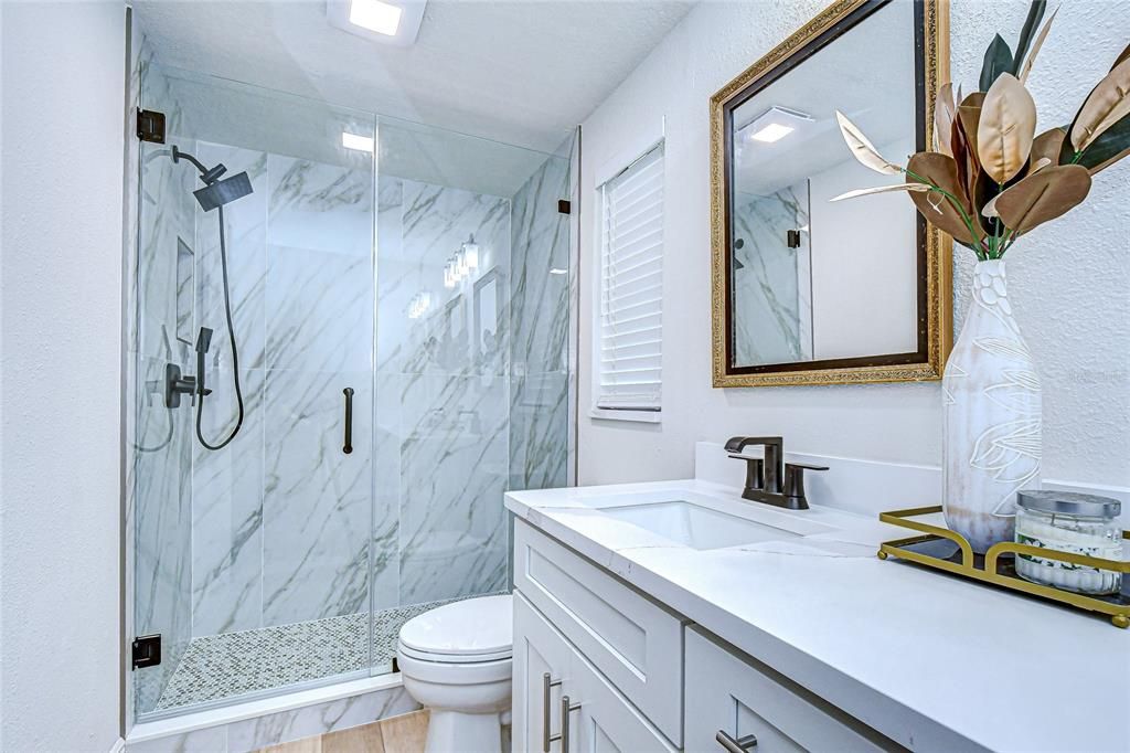 Под контрактом: $475,000 (4 спален, 2 ванн, 1567 Квадратных фут)