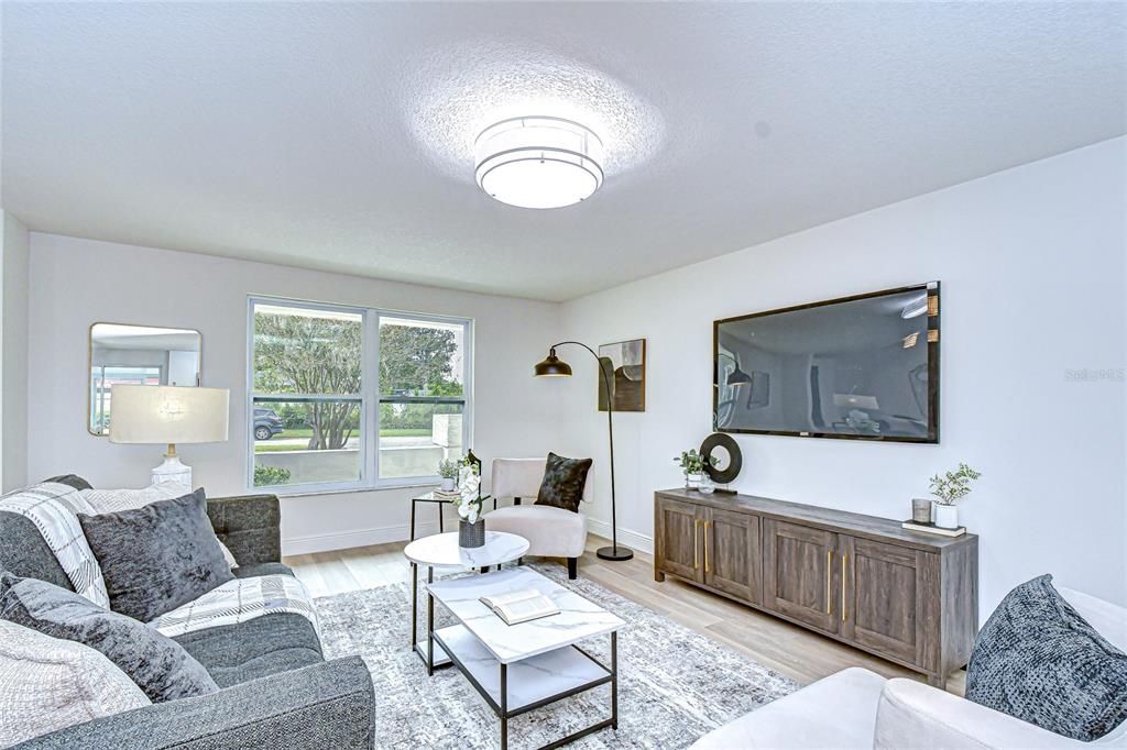 Под контрактом: $475,000 (4 спален, 2 ванн, 1567 Квадратных фут)