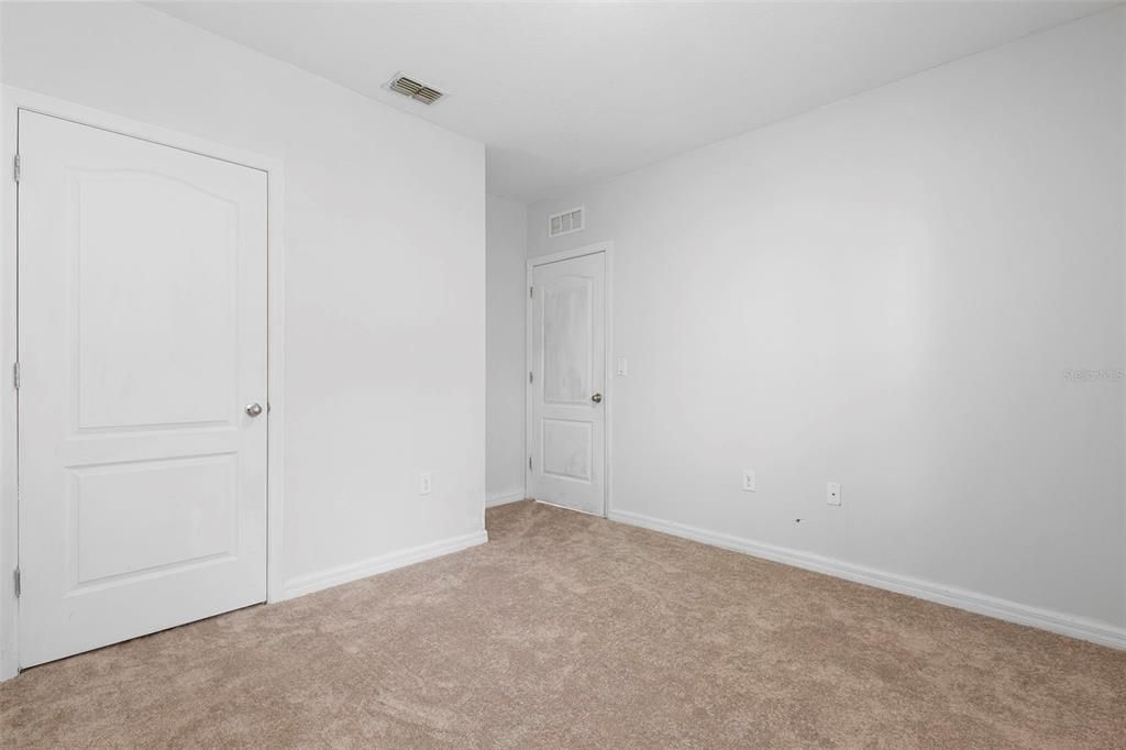 For Sale: $365,000 (4 beds, 2 baths, 1832 Square Feet)