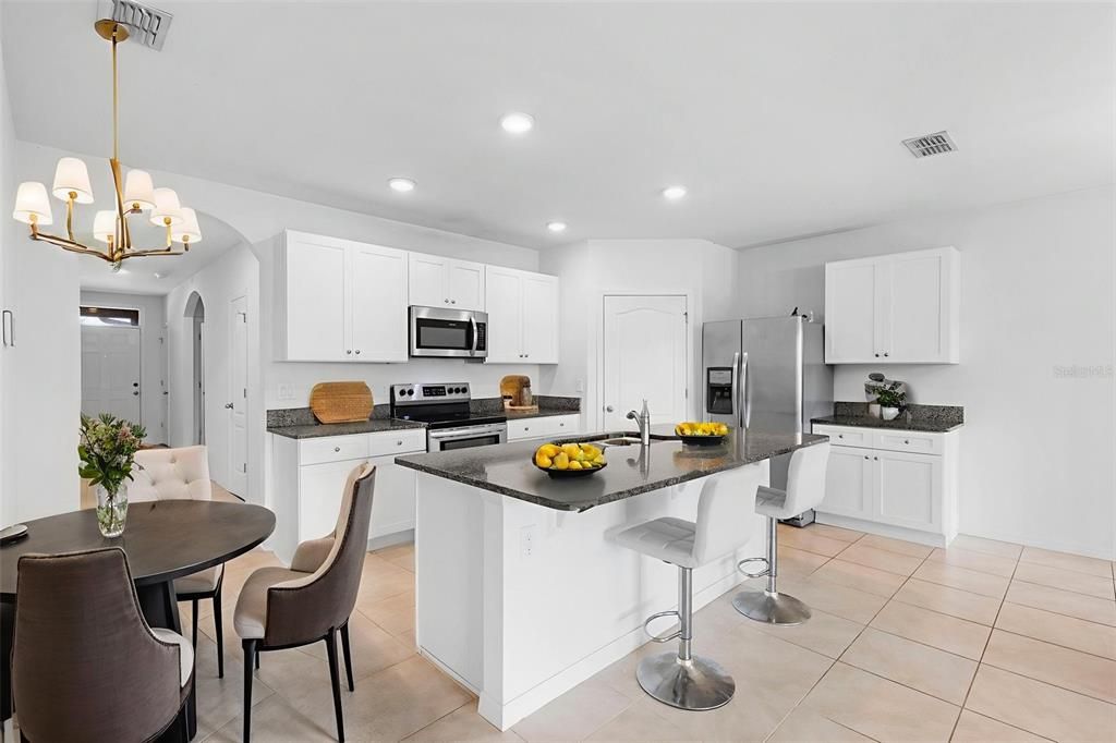 For Sale: $365,000 (4 beds, 2 baths, 1832 Square Feet)