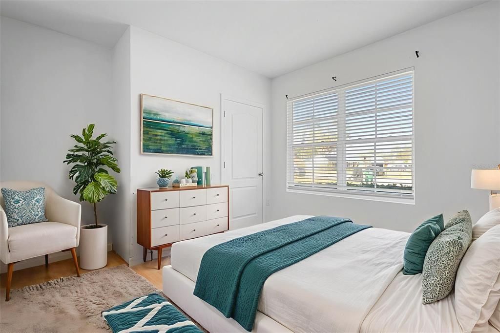 For Sale: $365,000 (4 beds, 2 baths, 1832 Square Feet)