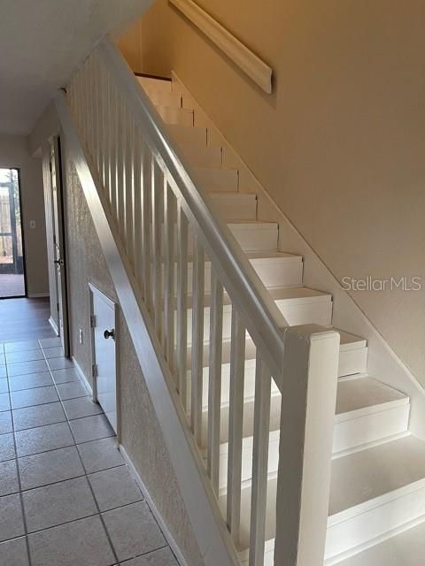 For Rent: $1,595 (2 beds, 1 baths, 1048 Square Feet)