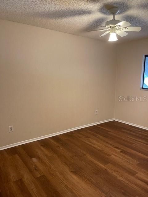 For Rent: $1,595 (2 beds, 1 baths, 1048 Square Feet)