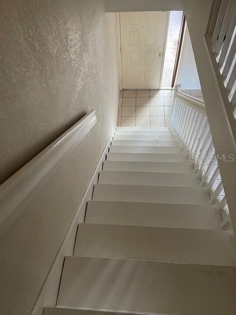 For Rent: $1,595 (2 beds, 1 baths, 1048 Square Feet)