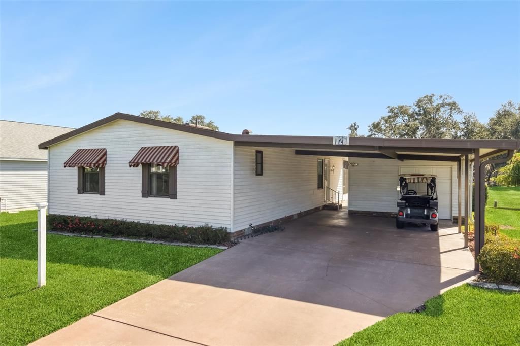 Activo con contrato: $220,000 (2 camas, 2 baños, 1040 Pies cuadrados)