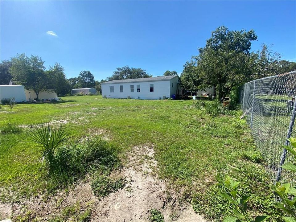 For Sale: $260,000 (3 beds, 2 baths, 1404 Square Feet)