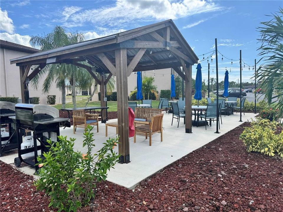 待售: $149,900 (2 贝兹, 2 浴室, 860 平方英尺)