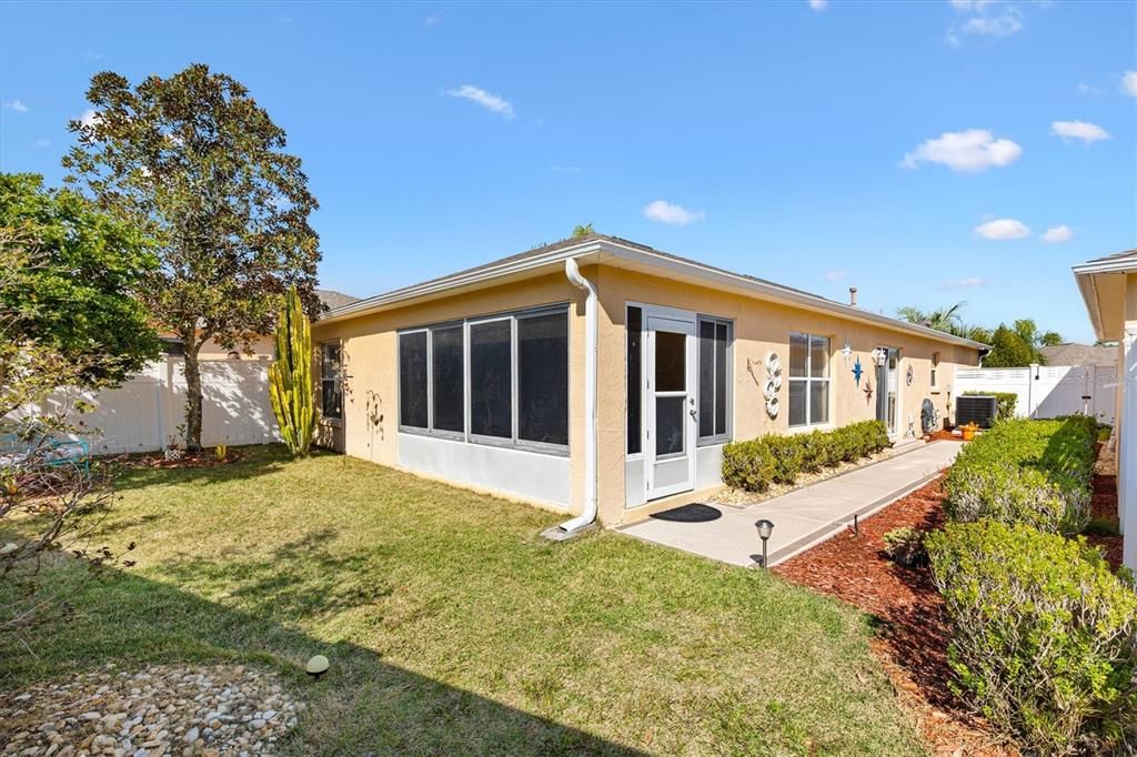 待售: $319,000 (2 贝兹, 2 浴室, 1123 平方英尺)