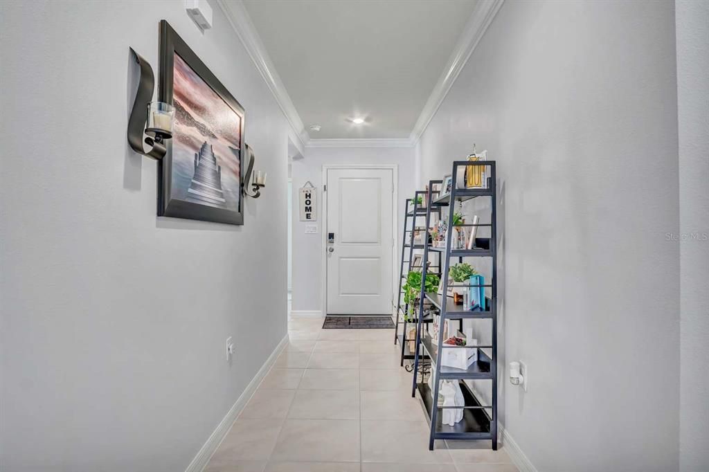 合同活跃: $429,000 (3 贝兹, 2 浴室, 1542 平方英尺)