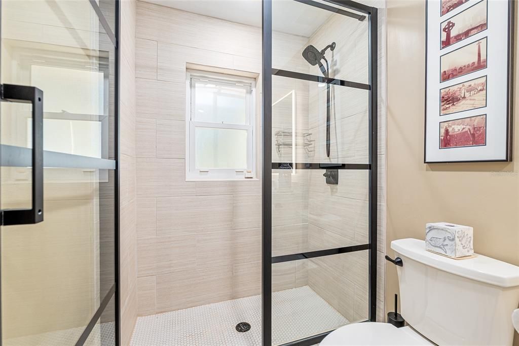 На продажу: $1,150,000 (3 спален, 2 ванн, 2621 Квадратных фут)