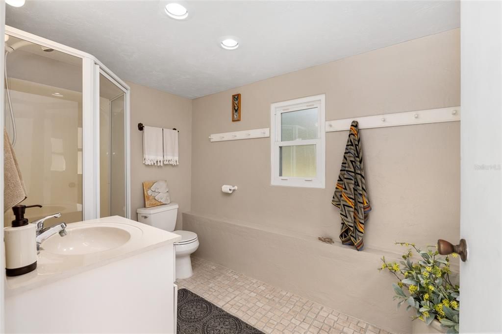 На продажу: $1,150,000 (3 спален, 2 ванн, 2621 Квадратных фут)