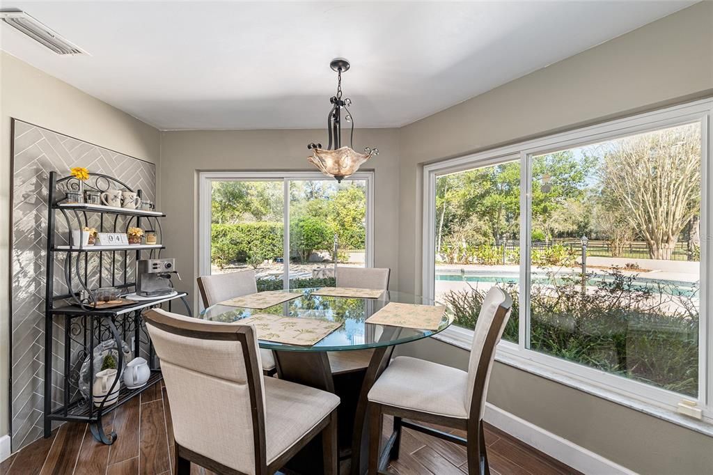 На продажу: $1,150,000 (3 спален, 2 ванн, 2621 Квадратных фут)