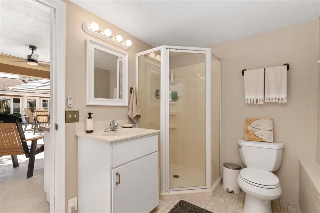 На продажу: $1,150,000 (3 спален, 2 ванн, 2621 Квадратных фут)