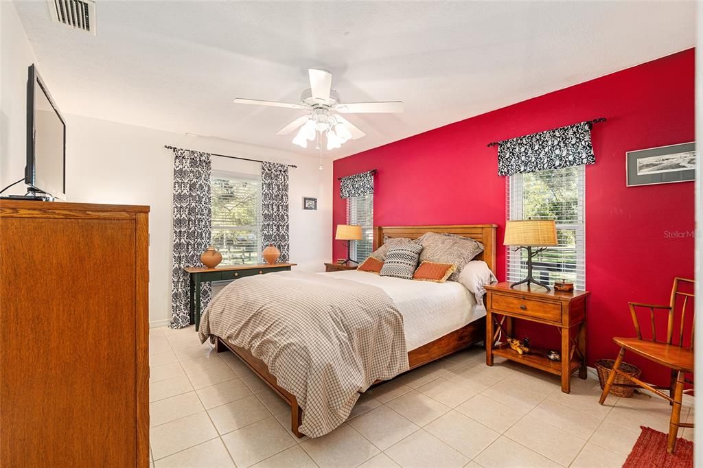 На продажу: $1,150,000 (3 спален, 2 ванн, 2621 Квадратных фут)