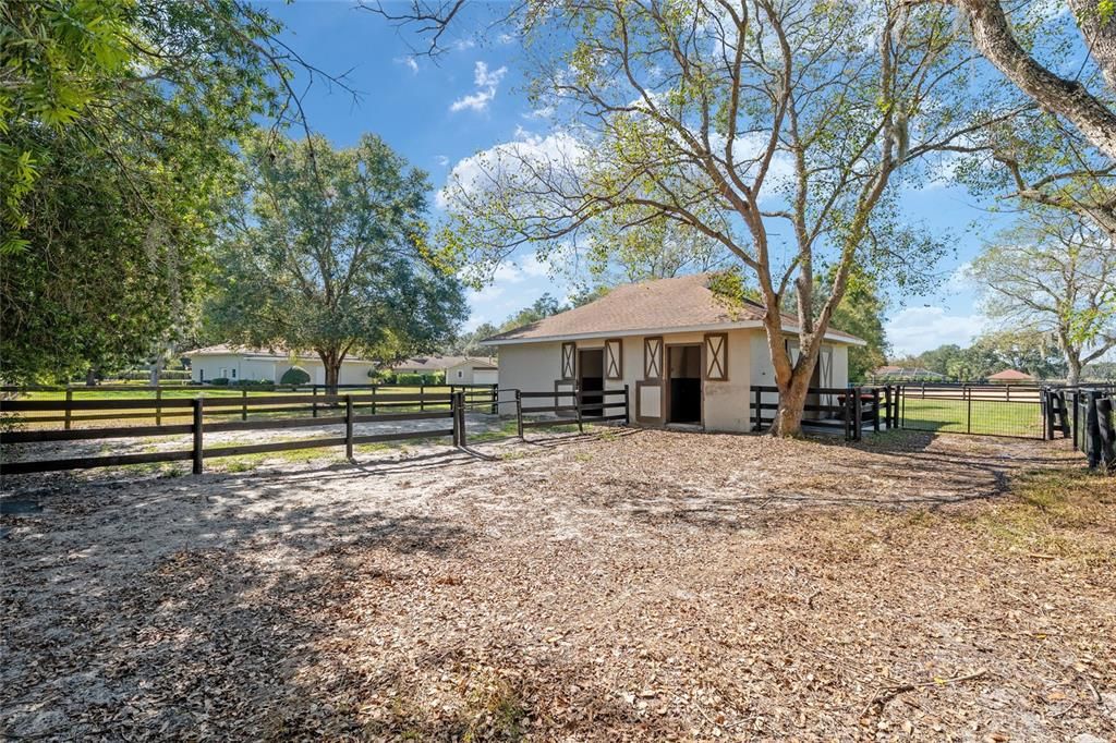 На продажу: $1,150,000 (3 спален, 2 ванн, 2621 Квадратных фут)