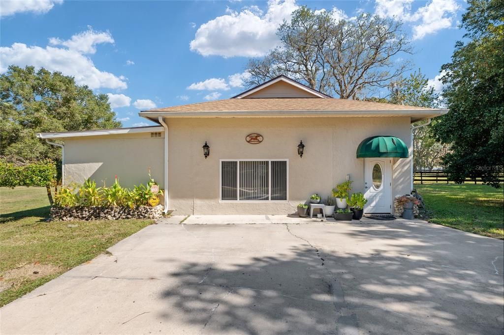 На продажу: $1,150,000 (3 спален, 2 ванн, 2621 Квадратных фут)